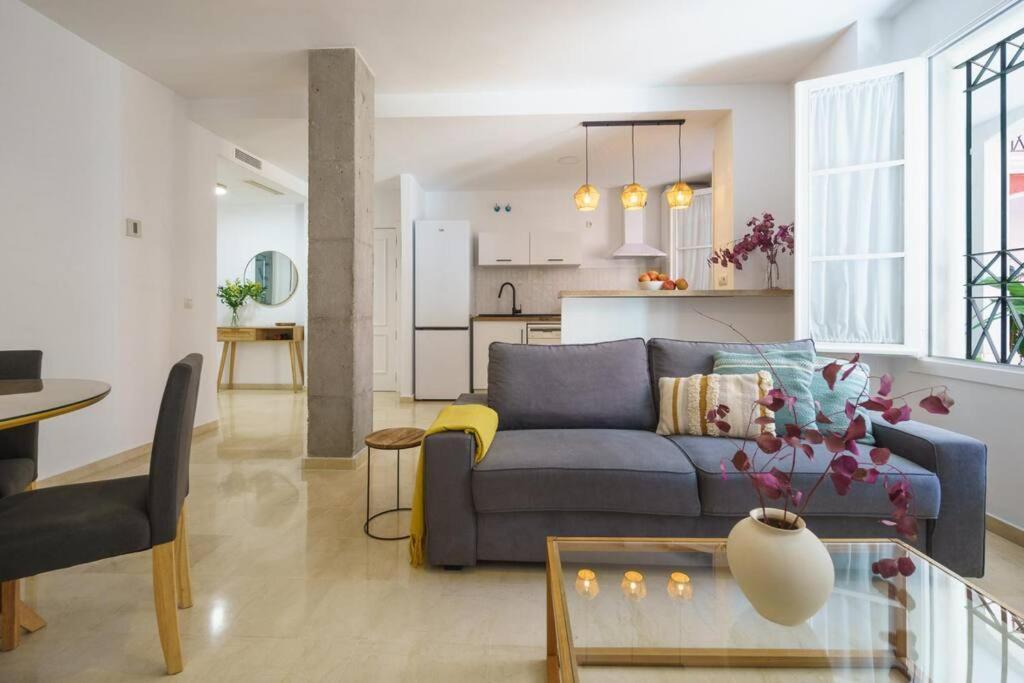 Conde Ibarra Suite Sevilla Bagian luar foto